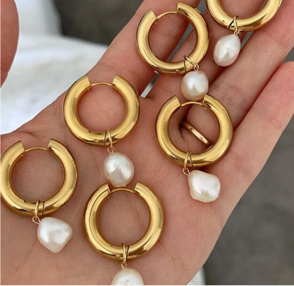 Water 18K gold pearl earrings